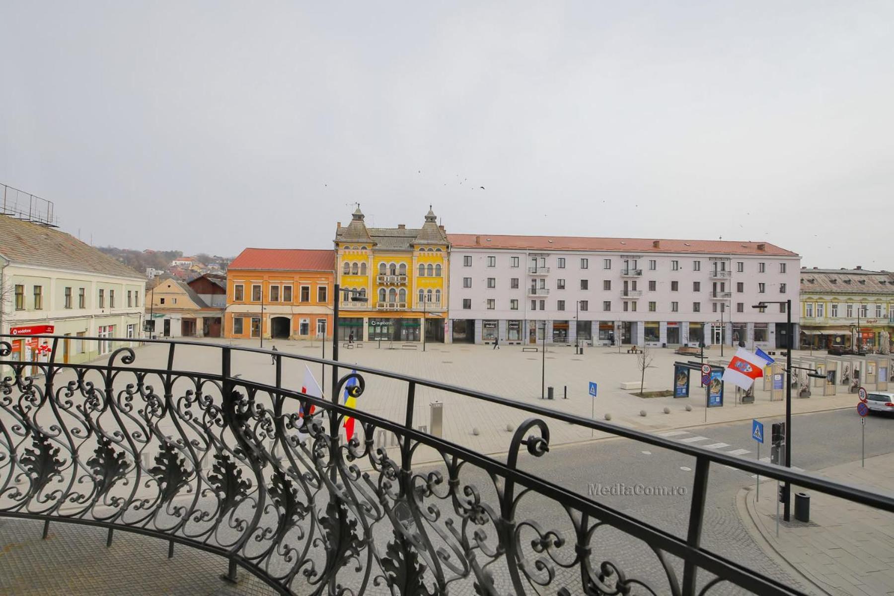 Casa Thaja Centru Apartment Turda Exterior photo